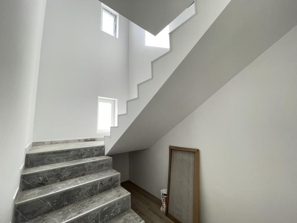 Casă duplex de vânzare Cisnădie, 115 mp, 4 dormitoare, la cheie – fotografia 6 din 9