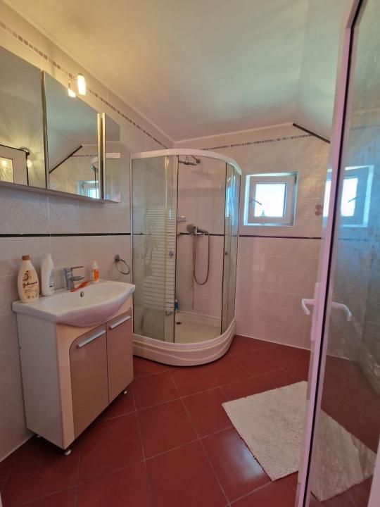 Casă de vânzare  225 mp ,Mărginenii de Sus , DB – fotografia 16 din 20