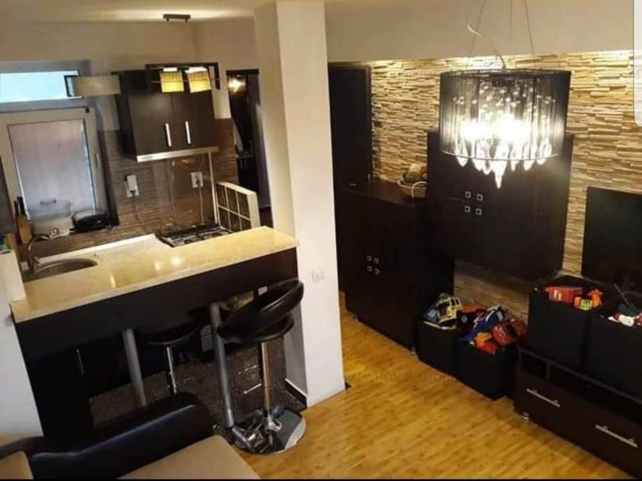 Arcul de Triumf-Apartament 2 Camere,etj. 9/10-Pretabil investitie/locuinta! – fotografia 1 din 11