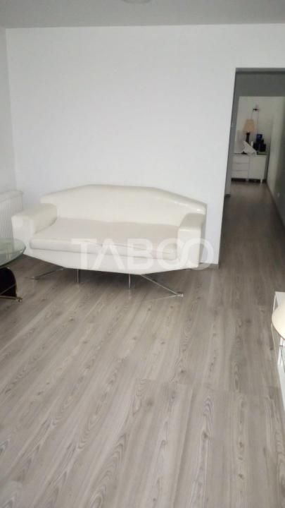 Apartament cu 3 camere de vanzare in Gheorgheni cu boxa zona Rebreanu – fotografia 2 din 7