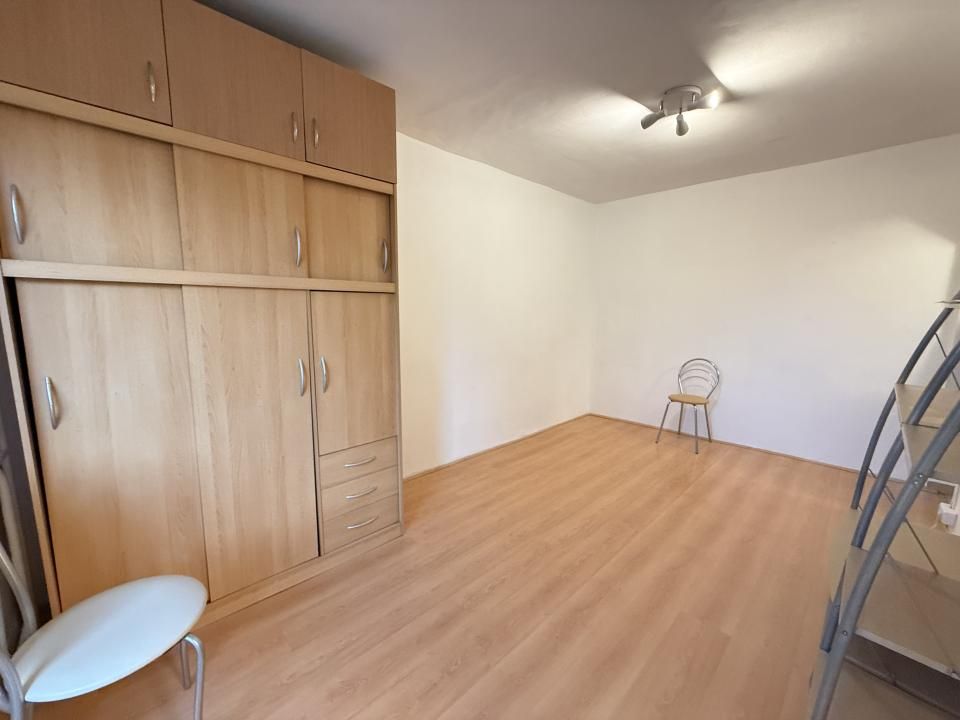 Apartament cu o camera, renovat, etaj 1 - Iosefin – fotografia 2 din 6