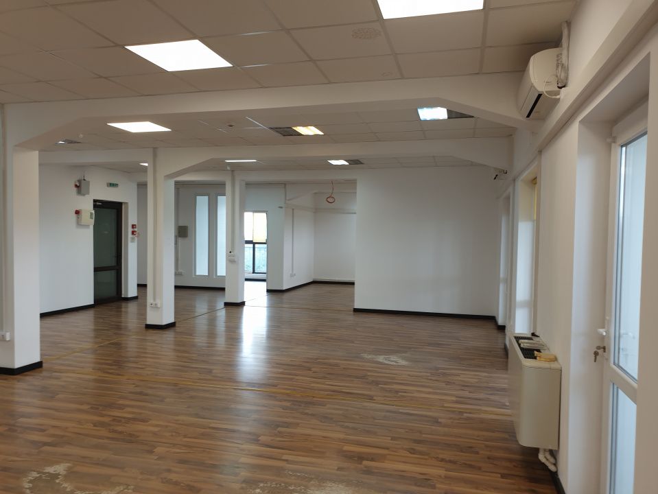 CLADIRE DE BIROURI SI SPATIU COMERCIAL FLEXIBIL, PLOIESTI, - RANDAMENT EXCELENT – fotografia 18 din 18