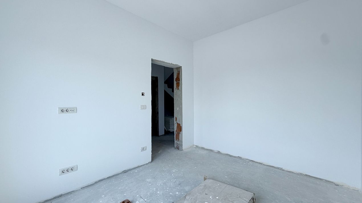 Comision 0% Duplex de vanzare, 5 camere despartit prin garaj - Mosnita Veche – fotografia 8 din 20