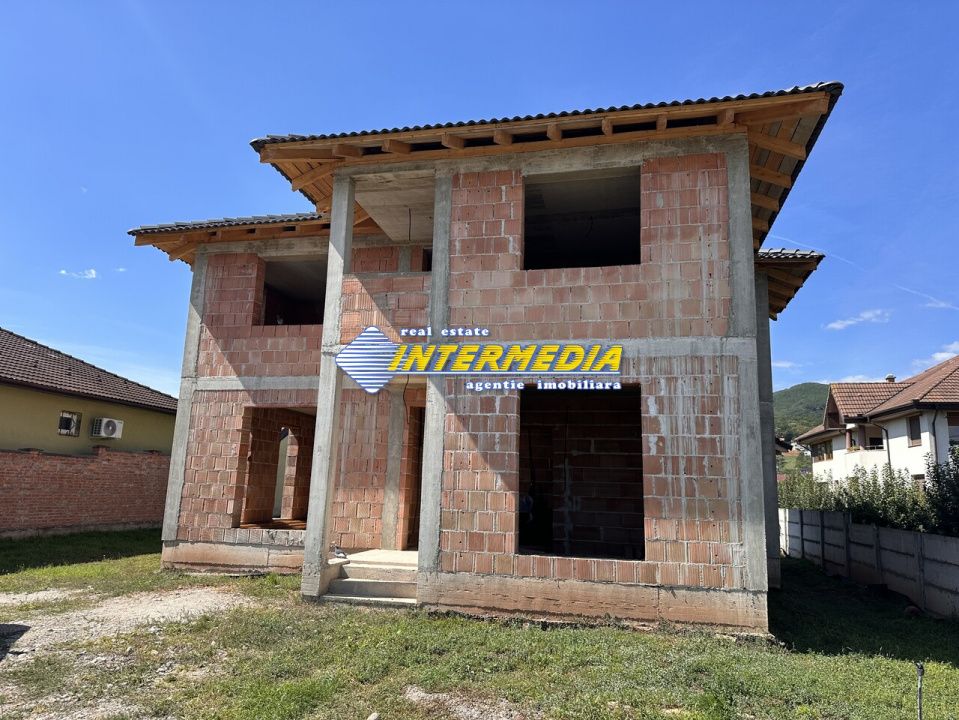CASA LA ROSU i ALBA IULIA I 260 MP UTILI I TEREN 900 MP I TOATE UTILITATILE I – fotografia 1 din 19