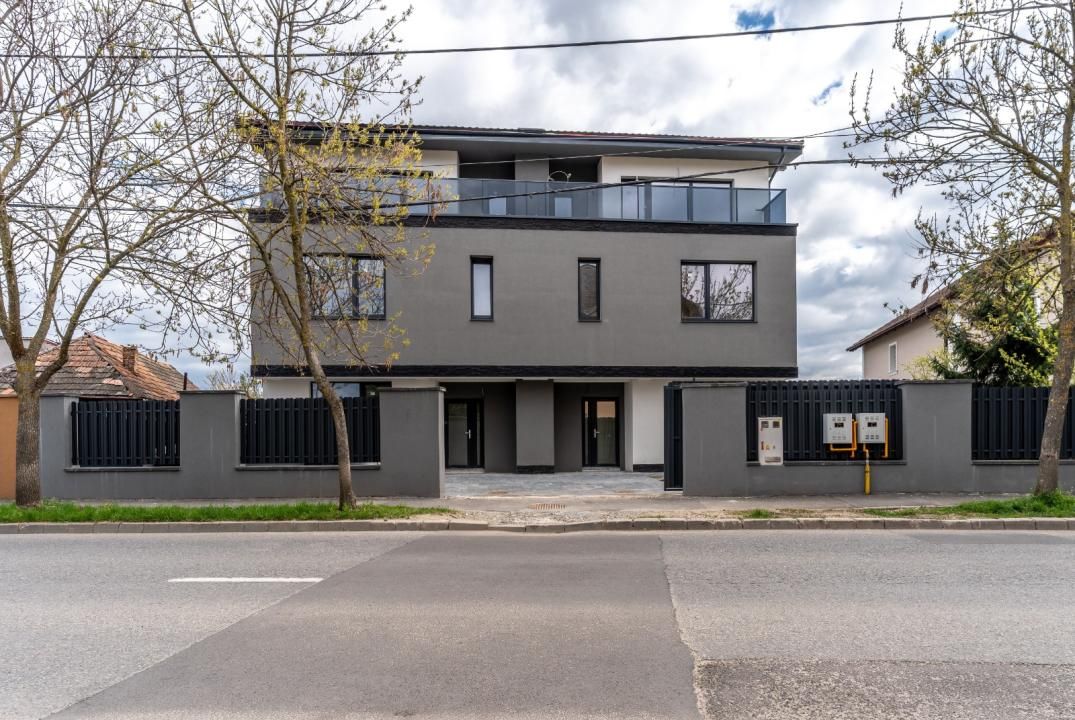 Duplex modern de vânzare în Someșeni – cu terasă panoramică și acces rapid – fotografia 1 din 12