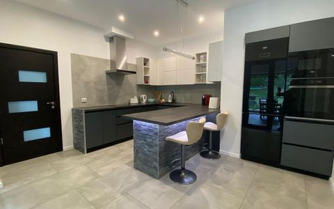 Casa Lux Mediteraniana cu 1620 mp. teren mobilata utilata CETATE cazare pensiune