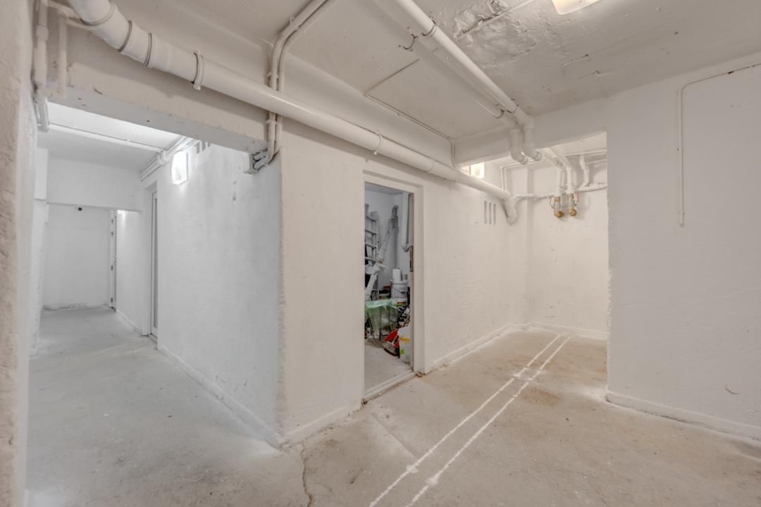 Spatiu comercial | 340 mp | Lift marfa | Curent electric trifazic – fotografia 7 din 28