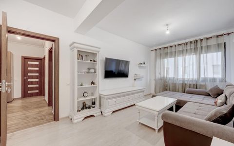 Apartament 2 camere Titan, 1 Decembrie, decomandat, bloc cu lift si pod
