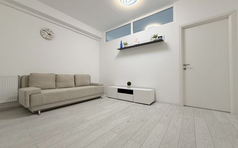 Apartament 3 camere Mamaia Nord prima linie la mare