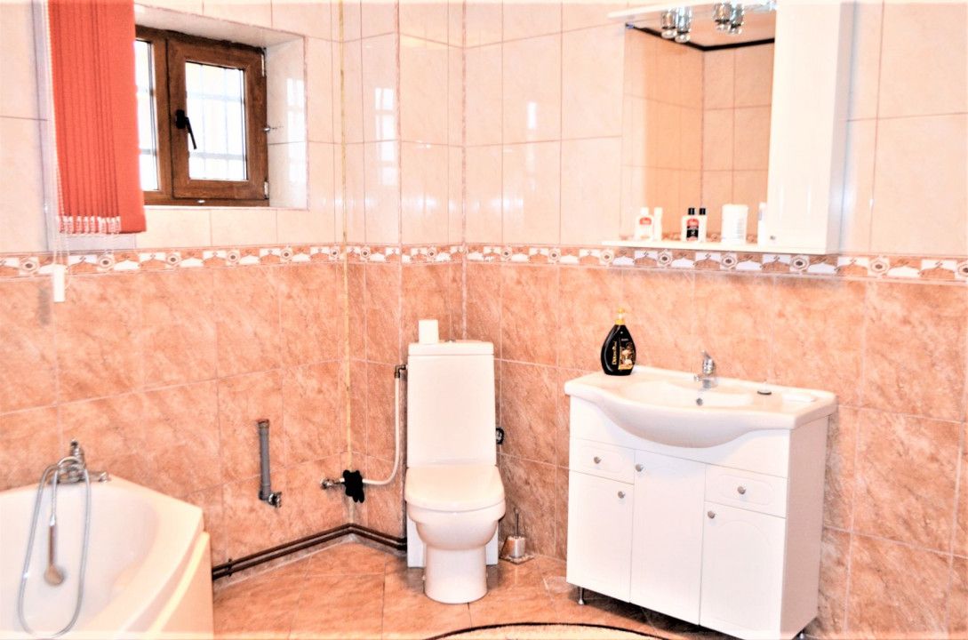 Vila spatioasa de vanzare in zona Kamsas – fotografia 10 din 34