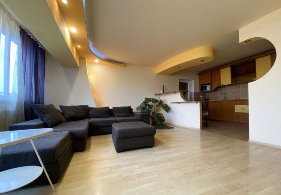 Apartament situat in zona DACIA – fotografia 3 din 13