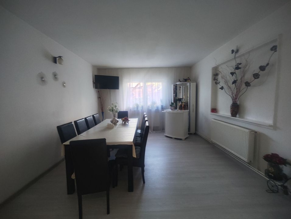 Casa 4 camere, teren 397 mp, Craiova, zona IPJ Dolj – fotografia 10 din 13