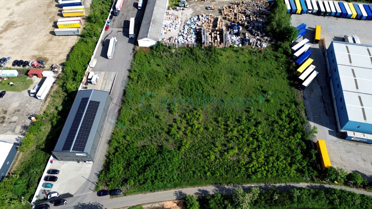 Teren industrial de 8000mp  si front de 90 m de vanzare langa Oradea, Bors – fotografia 4 din 6
