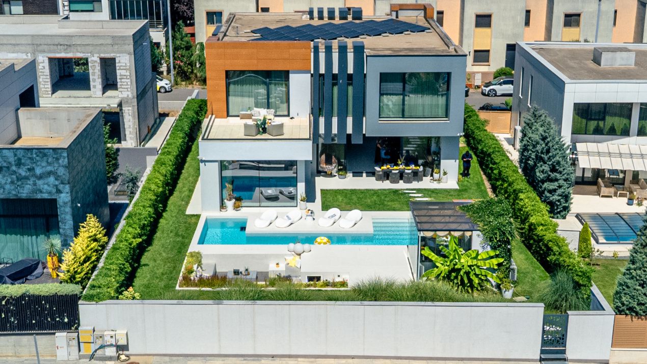 Vila de revista! Transforma aceasta casa in acasă pentru tine si familia ta! – fotografia 1 din 33