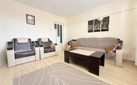Apartament de vânzare cu 3 camere in Tomis Nord