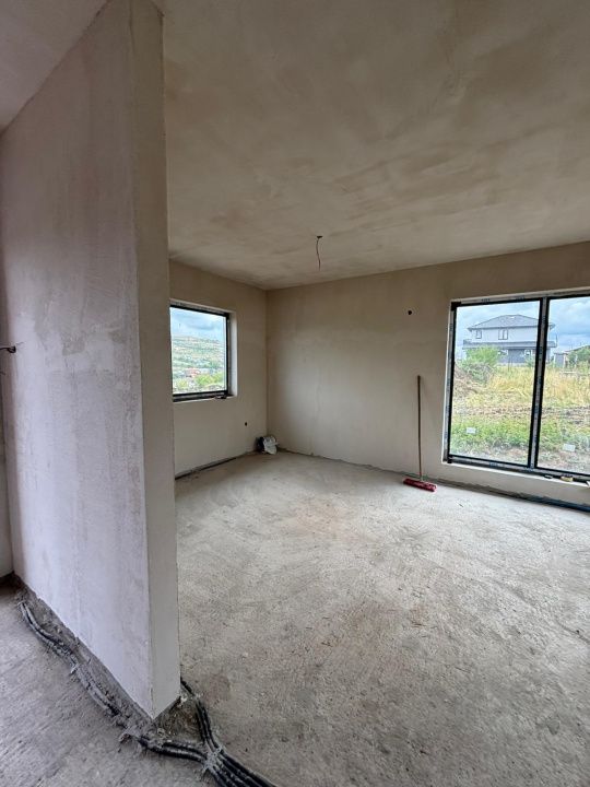 Casă pe un singur nivel + pod amenajabil, 170 mp utili, Chinteni – fotografia 8 din 13