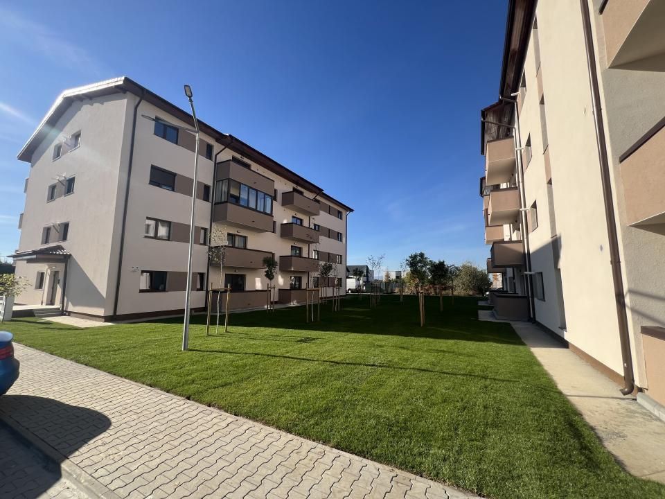 Apartament-3-Camere-Decomandat-73mp-Utili-Balcon-5mp-Parcare-Sanpetru-Residence – fotografia 1 din 17