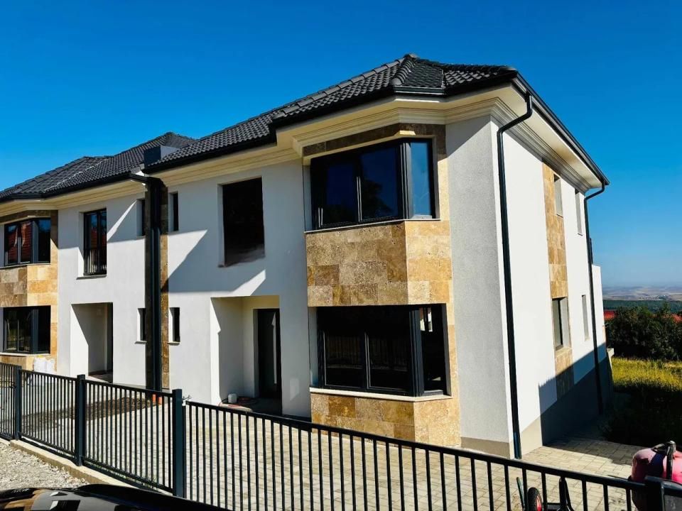 Duplex, 168 mp utili, teren individual 600 mp, 4 dormitoare | sat Gheorgheni – fotografia 4 din 9