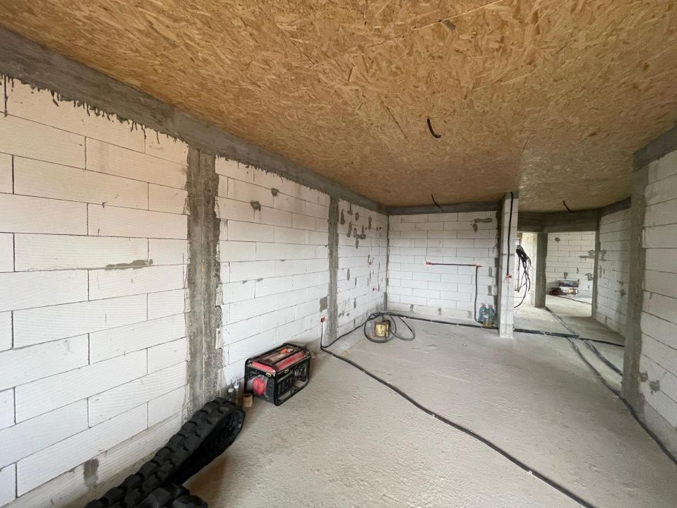 Casă semifinisată parter cu teren de 400mp în apropiere de Centura Craiova Nord – fotografia 7 din 9