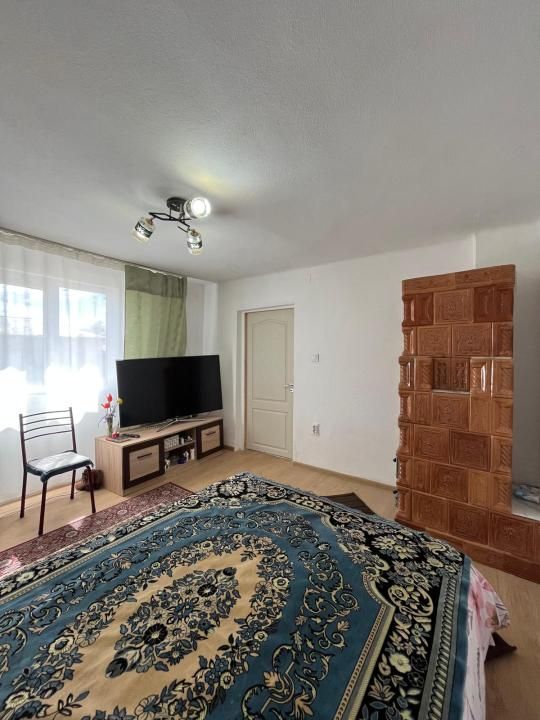 Casa parter + anexa si 2 bai cu 880 mp teren in Brosteni Dambovita – fotografia 4 din 20