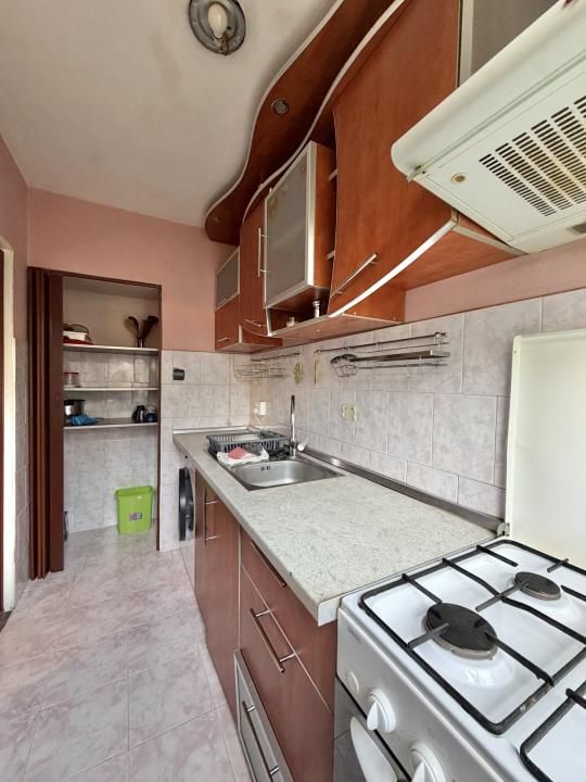 Apartament 4 camere, semidecomandat, etaj 3, zona Dacia – fotografia 9 din 15