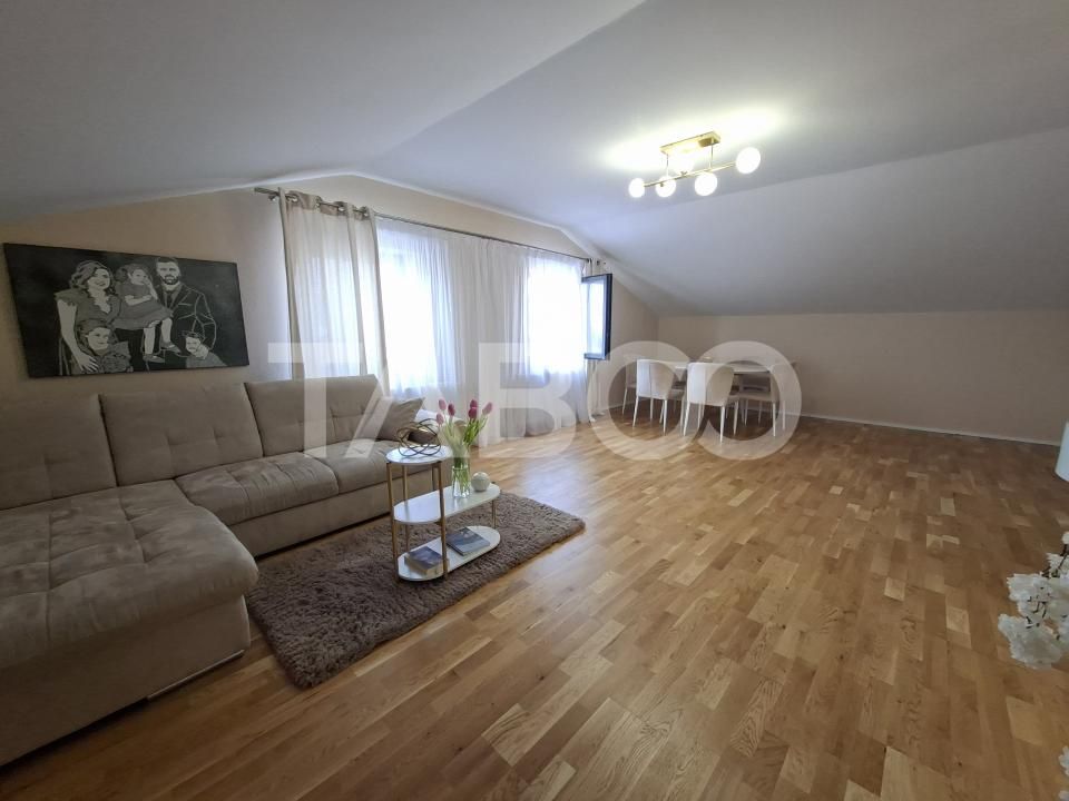 Casa de locuit + spatiu comercial de vanzare in Cisnadie – fotografia 5 din 23