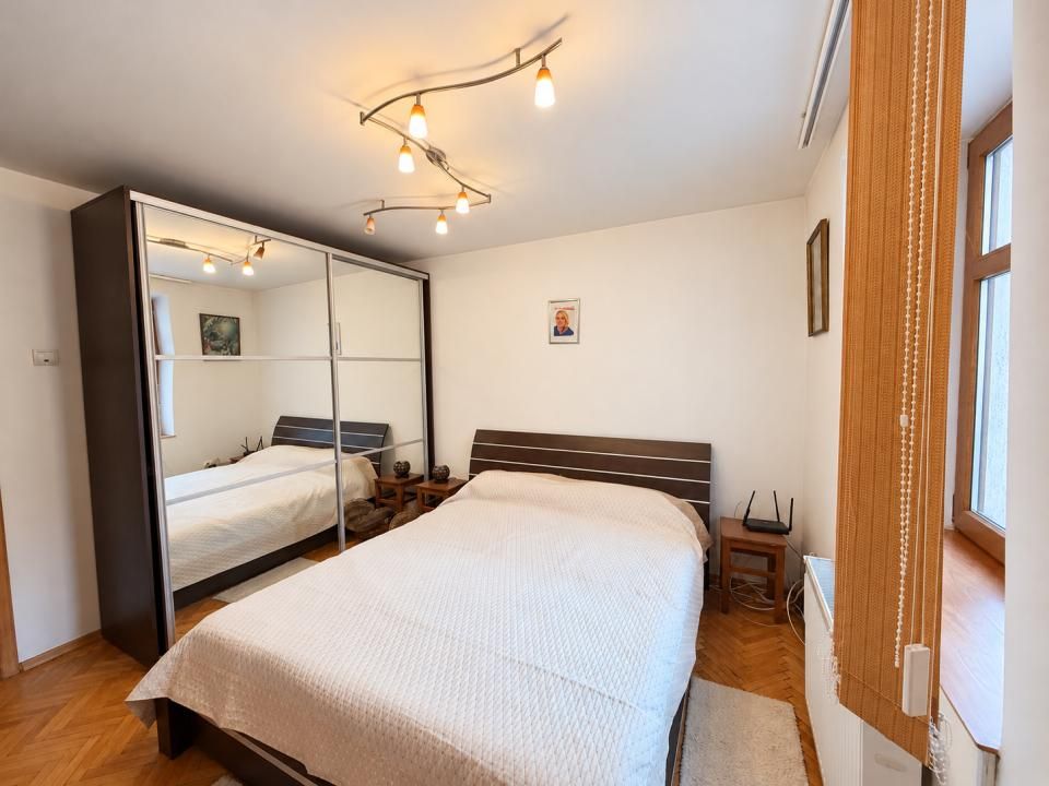 APARTAMENT 2 CAMERE ÎN CENTRUL SIBIULUI – OPORTUNITATE CU POTENȚIAL ENORM! – fotografia 4 din 11