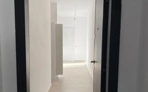 2 Camere de inchiriat | Aparatorii Patriei | Metrou | Spatiu Birou | Nemobilat