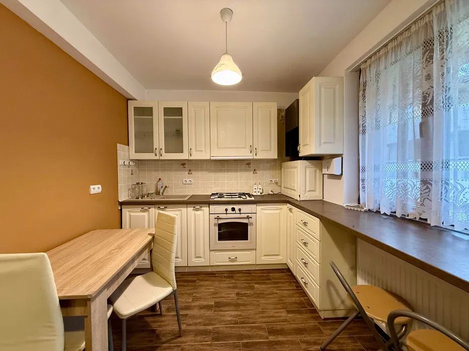 Duplex de Vanzare, 5 camere, 113 mp, teren 250, 2 garaj, zona Terra! – fotografia 2 din 8