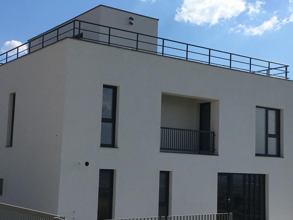 Casă individuală premium, 298 mp utili, teren 470 mp, terasă panoramică | Dezmir – fotografia 7 din 11
