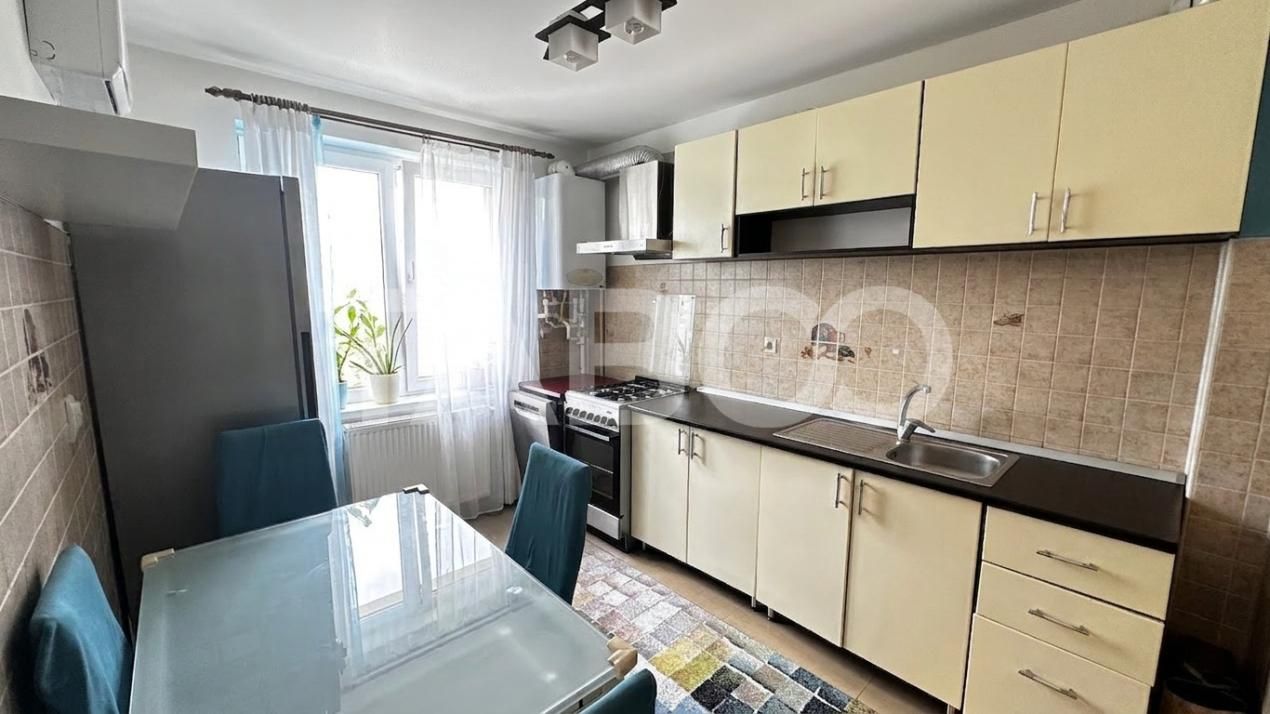 Apartament mobilat utilat 2 camere 2 locuri de parcare Calea Cisnadiei – fotografia 4 din 9