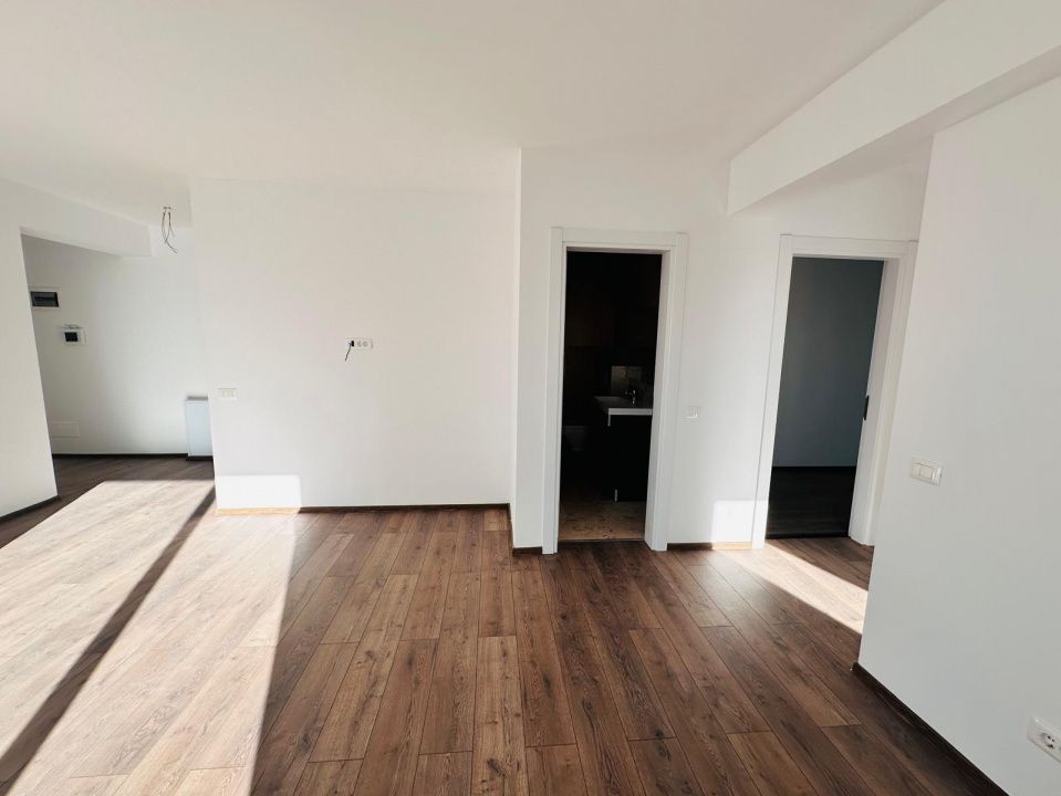 AP 3 CAMERE | DAMAROAIA | PETROM CITY | SCOALA GENESIS | STRAULESTI | – fotografia 9 din 12