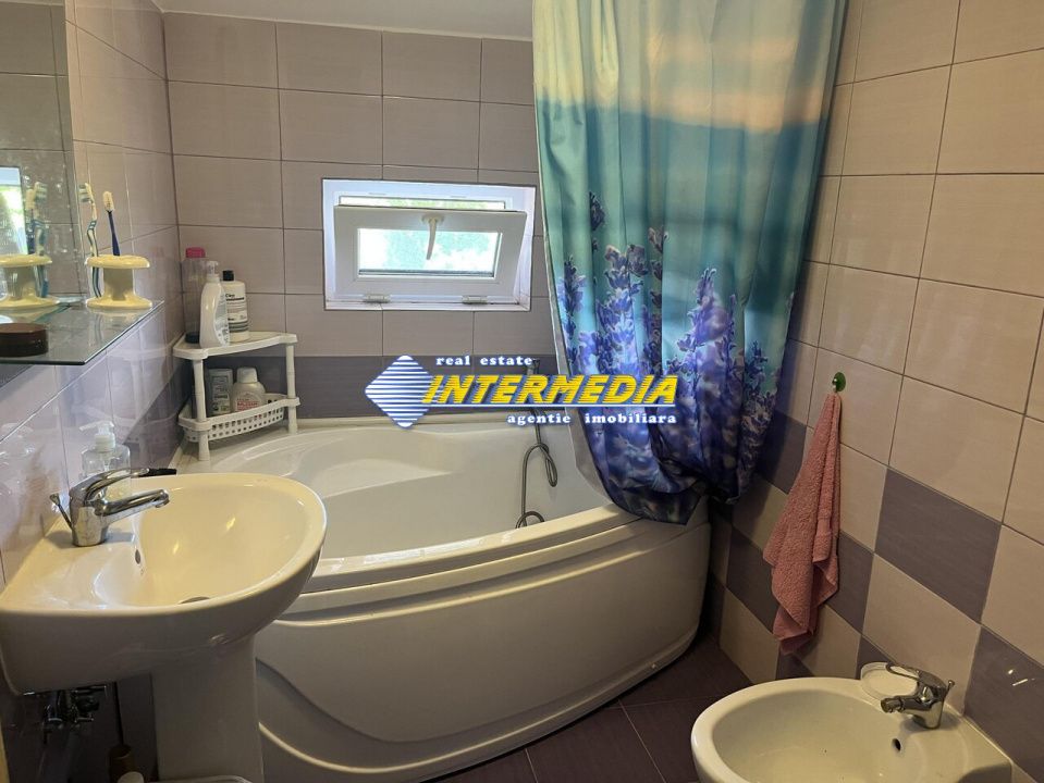 Casa de vanzar in Cetate Alba Iulia cu toate utilitatile – fotografia 15 din 15