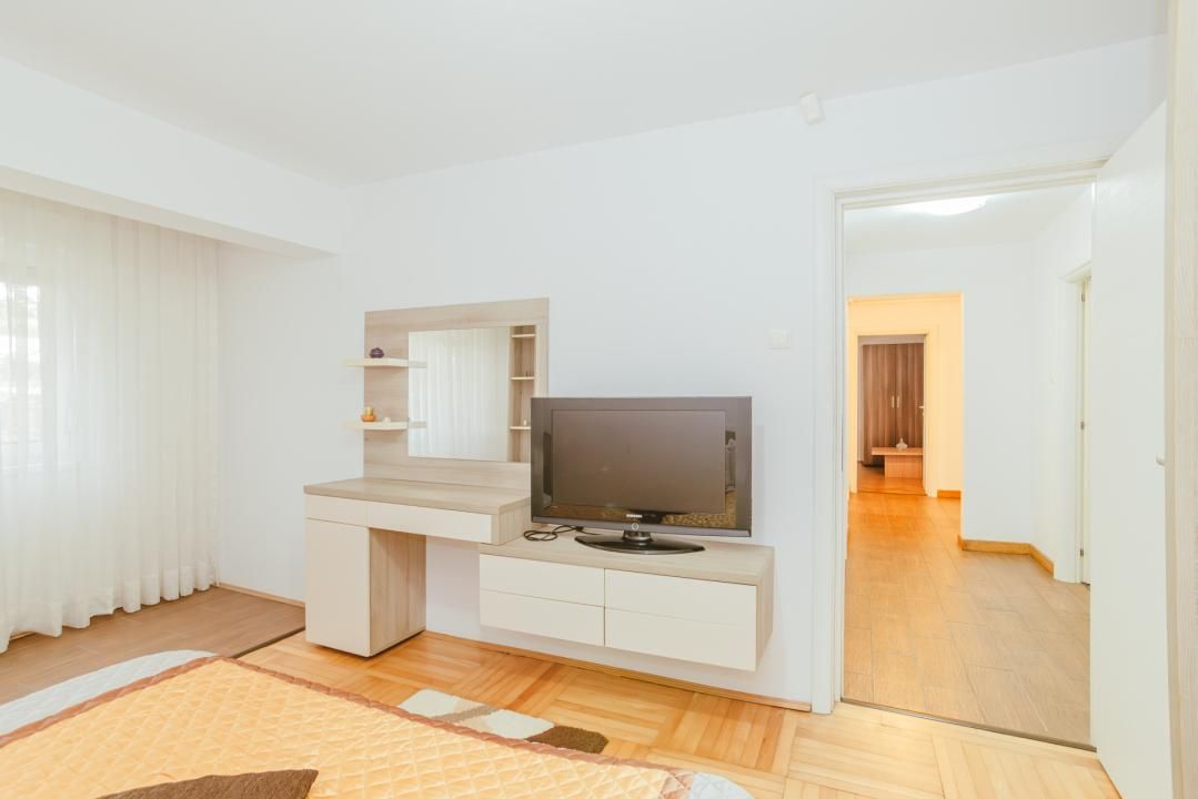 Apartament 3 camere de închiriat – Faleza Nord, Constanța – fotografia 17 din 22