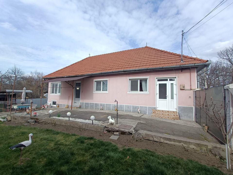 Casă de vânzare Reghin zona centrală cu 6 arii teren – fotografia 3 din 11
