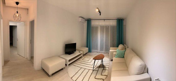 3 Camere de inchiriat | Tineretului | Centrala Proprie |Parcare | – fotografia 1 din 8