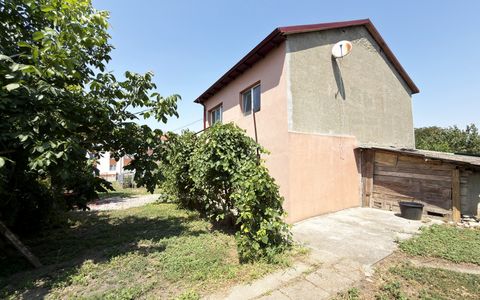 Mihail Kogălniceanu - Casa cu 6 camere, oportunitate de investiție