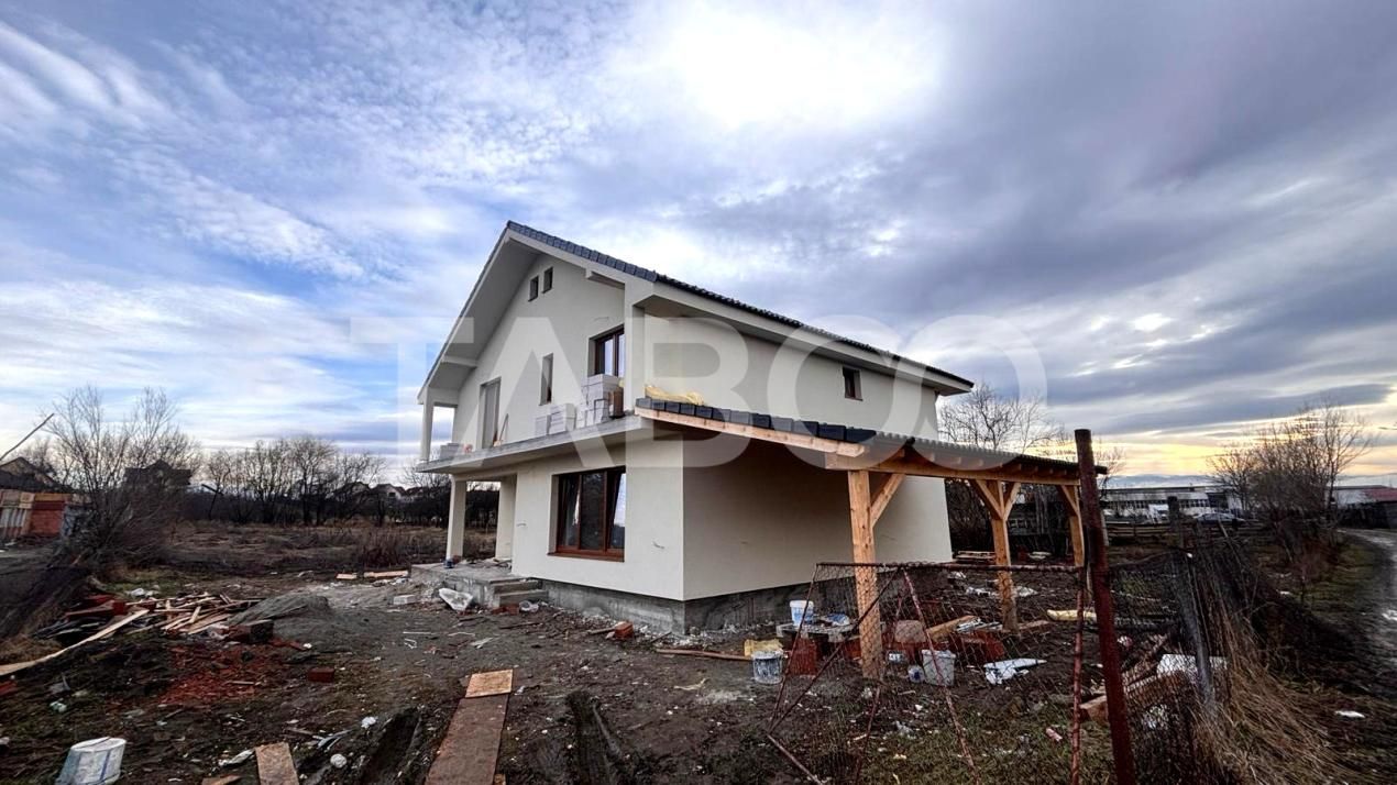 Casa de vanzare individuala   constructie noua  2025 Sura Mare – fotografia 3 din 13