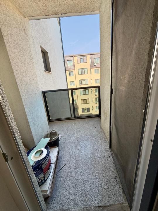 Garsoniera decomandata | nemobilata | Militari Residence – fotografia 9 din 12