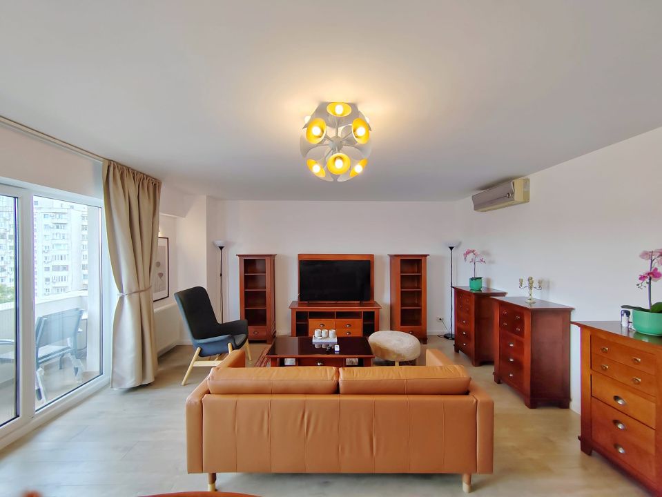 Piața Alba Iulia | 3 Camere | Vede Panoramică | Loc Parcare – fotografia 4 din 25