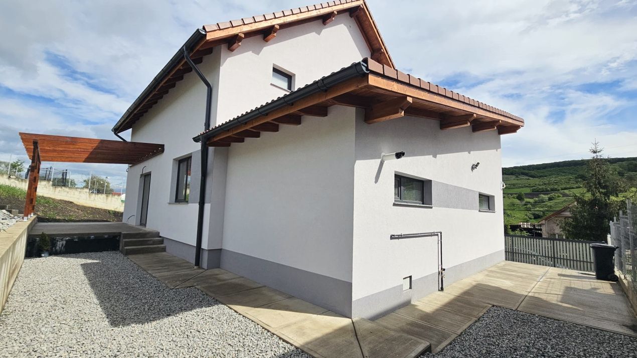 Casa individduala cu CF in Popesti – fotografia 3 din 15