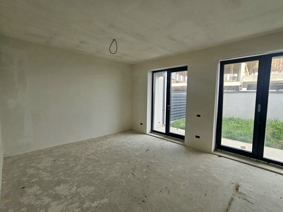 Casa P+1 situata in Zona Vile Ovidiu – fotografia 3 din 18