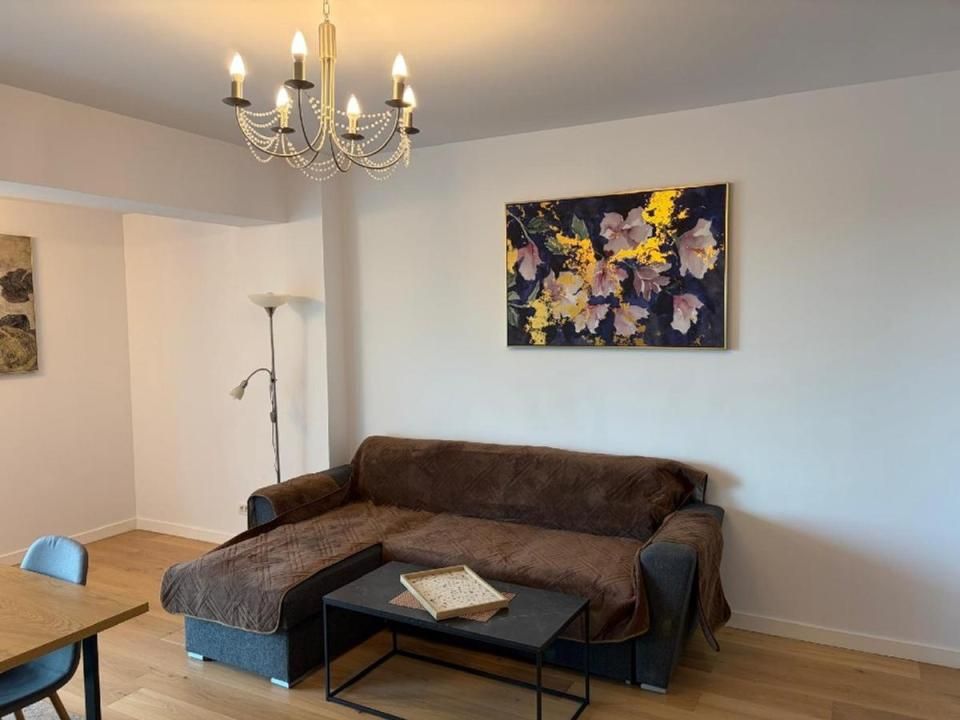 2 Camere de inchiriat | Damaroaia | Centrala | Parcare inclusa – fotografia 3 din 10