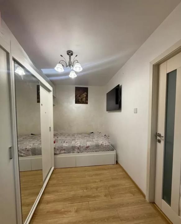 APARTAMENT 2 CAMERE | MOBILAT | ZONA TOMIS NORD-CIRESICA – fotografia 2 din 8