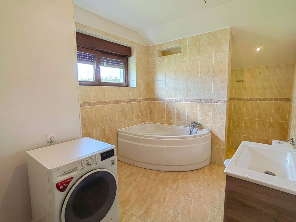 Casa 136mp utili, spre vanzare in zona Bavaria( Casolt) – fotografia 12 din 13