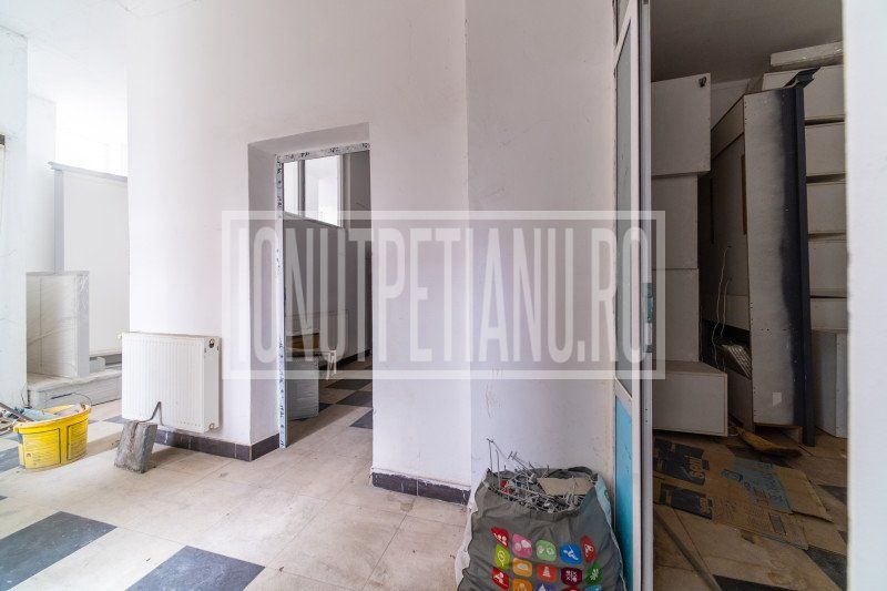 Spatiu comercial Bd Unirii Piața Alba Iulia Parter + 1etaj – fotografia 14 din 18