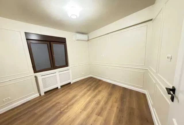 Apartament renovat, mobilat si utilat modern ultracentral Piata Romana – fotografia 2 din 6