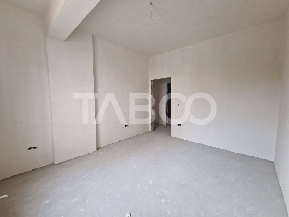 Apartament decomandat 3 camere 2 bai 83 mpu 2 balcoane Sibiu Rahovei – fotografia 10 din 18
