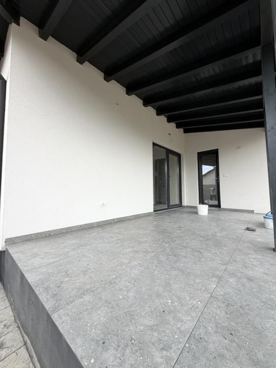 Duplex cu 4 camere, 96 mp utili, 16 mp terasa, 370 mp teren - Sag – fotografia 12 din 17