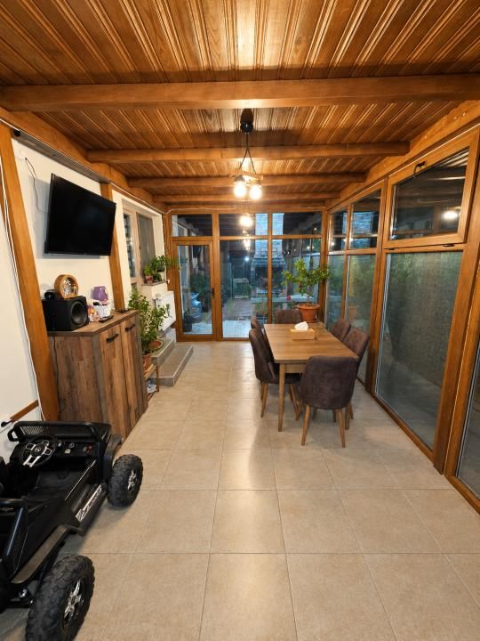 Casă modernă, complet mobilată și utilată, cu panouri fotovoltaice | Balotesti – fotografia 4 din 11